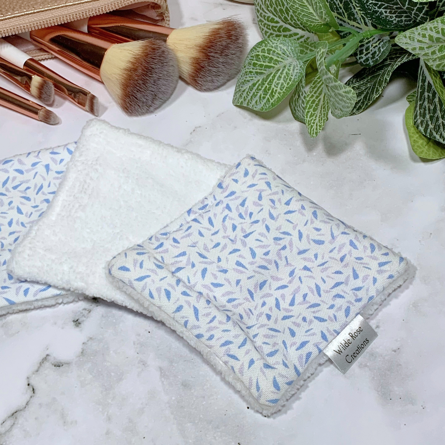 Blue Confetti Makeup Wipes 3pk