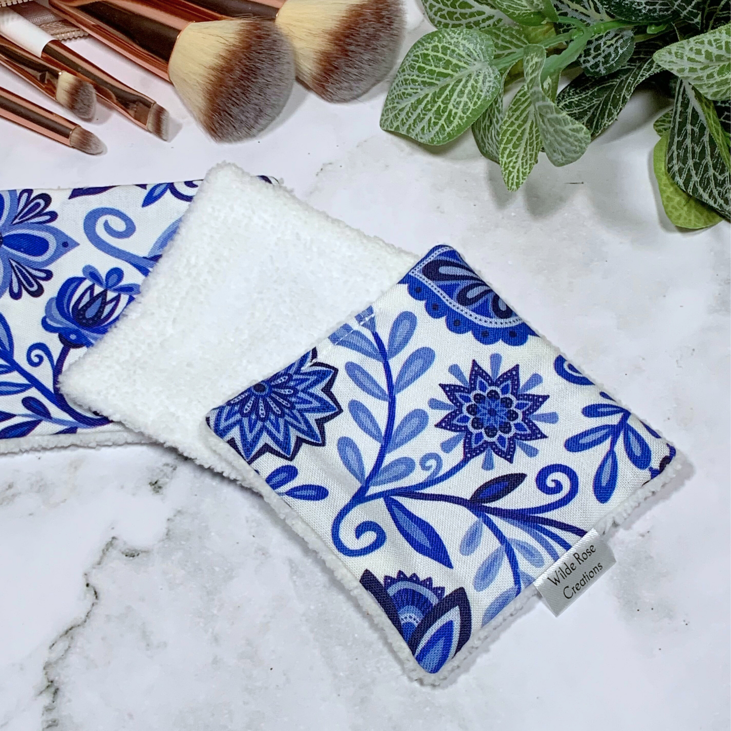 Blue & White Floral Makeup Wipes 3pk