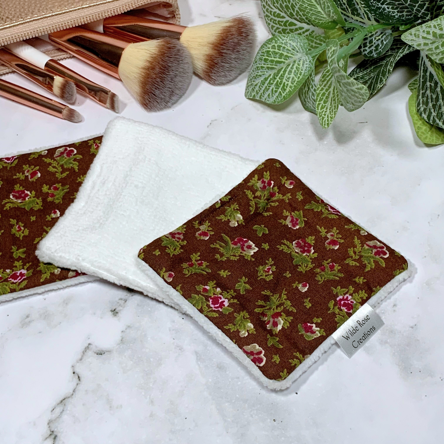 Brown Floral Makeup Wipes 3pk