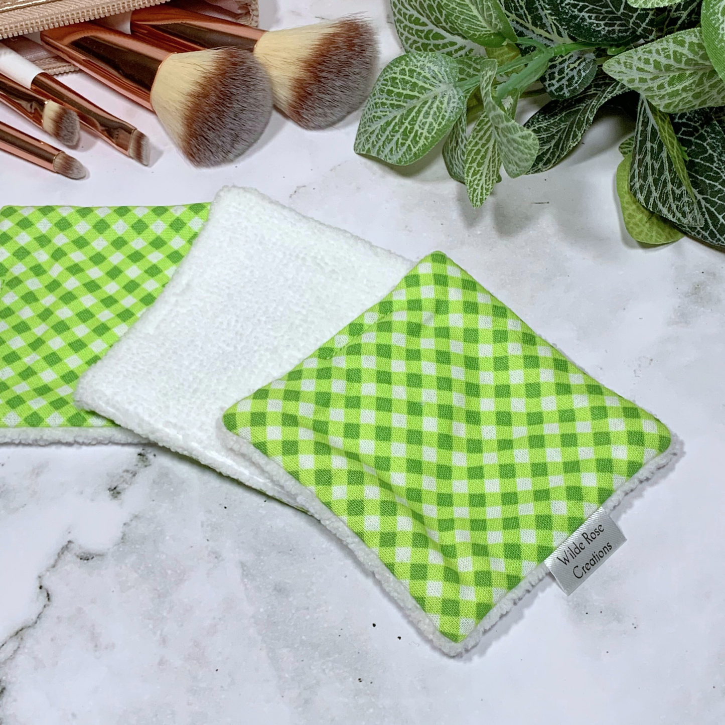 Green Check Makeup Wipes 3pk