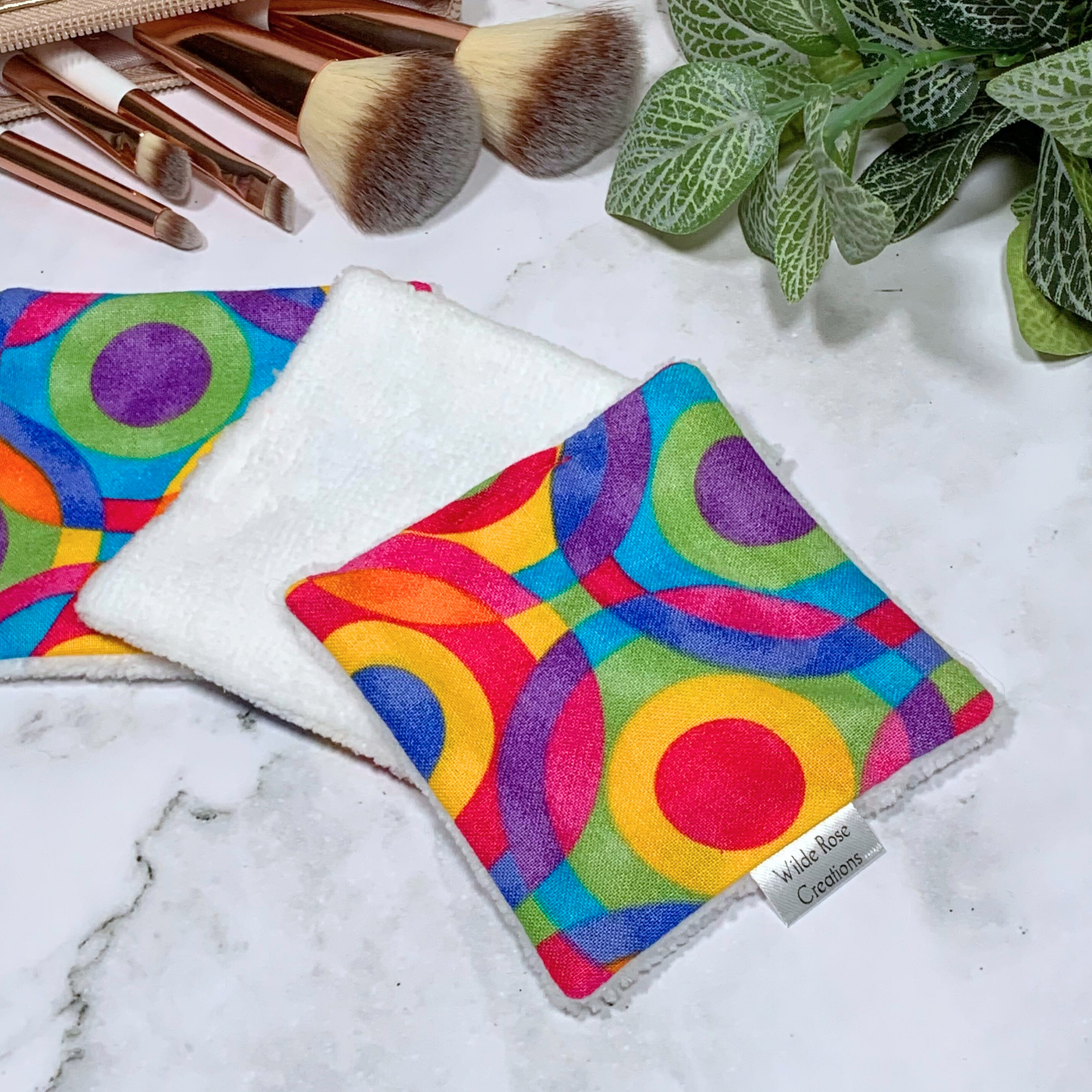 Multicoloured Makeup Wipes 3pk