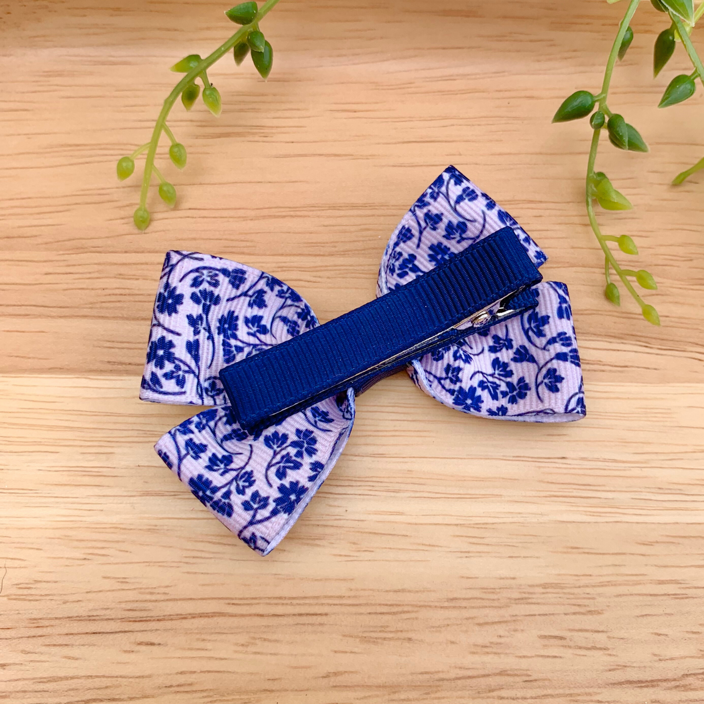 Navy & White Floral Double Bow Hair Clip