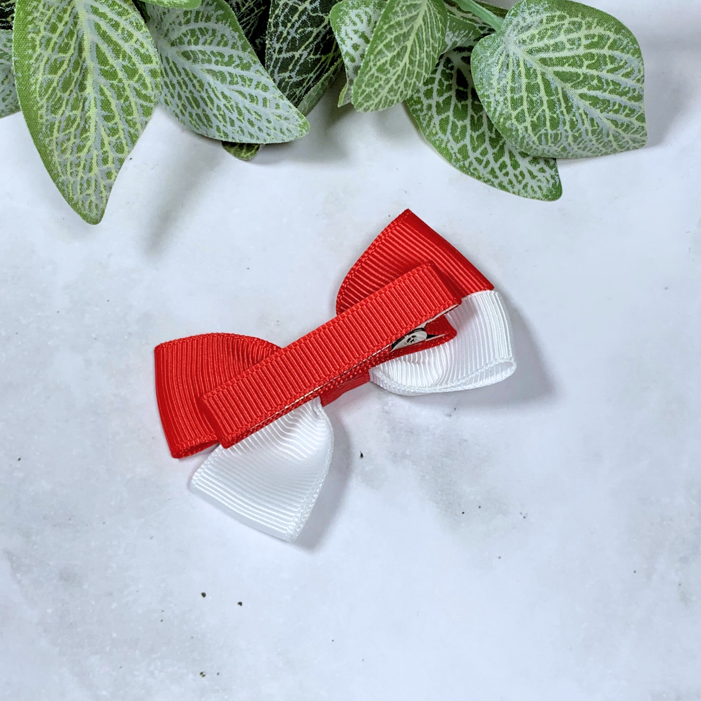Red & White Small Bow Hair Clip