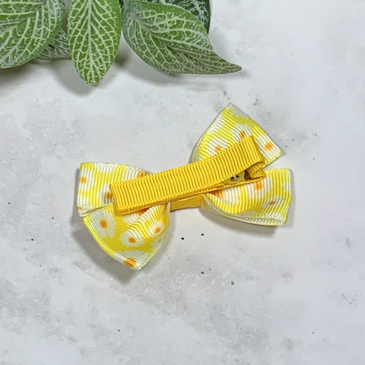 Yellow Daisy Small Bow Hair Clip