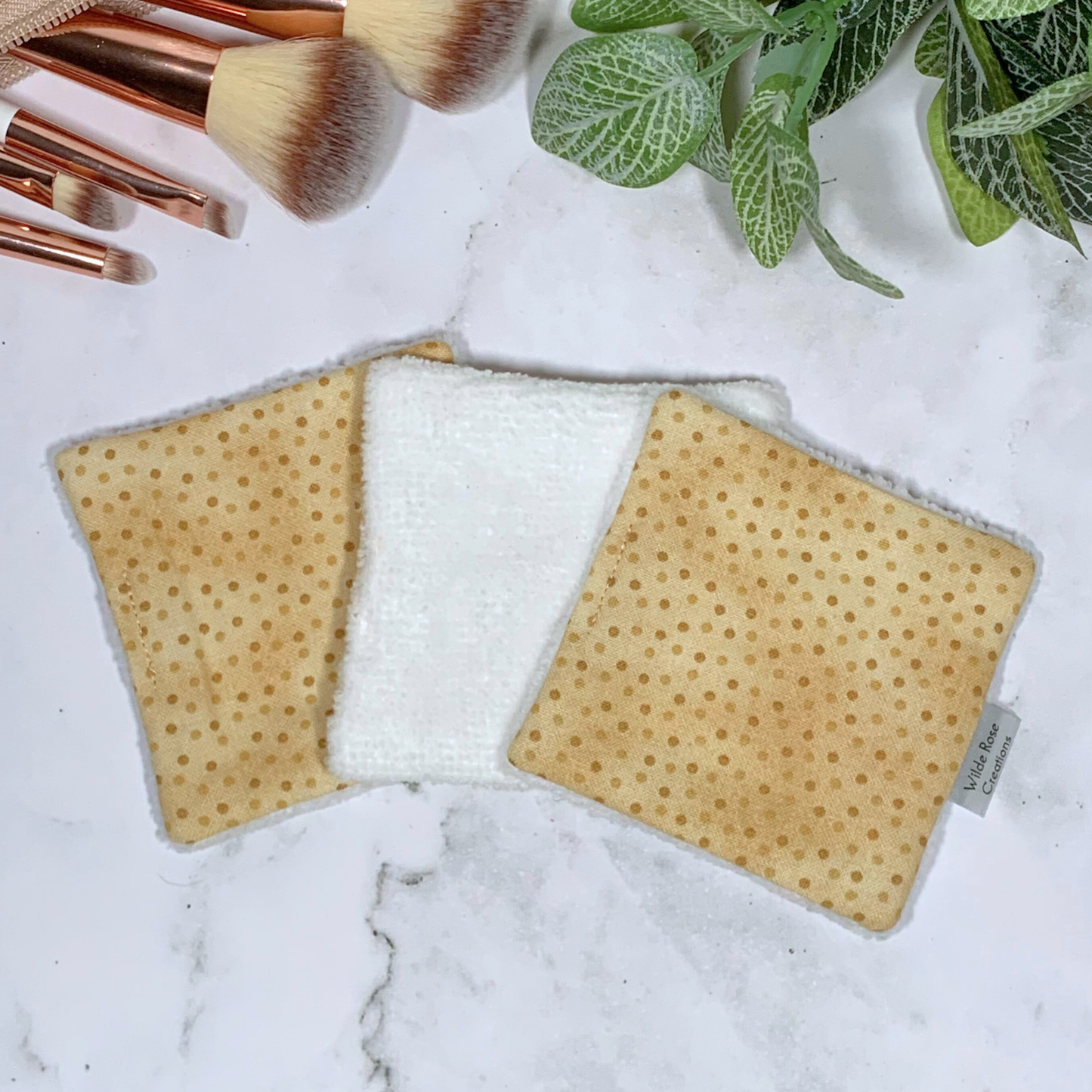 Beige Dots Makeup Wipes 3pk
