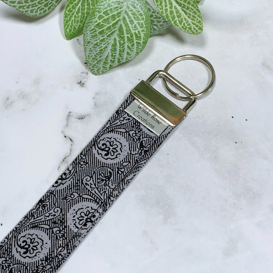 Black & Grey Print Wristlet