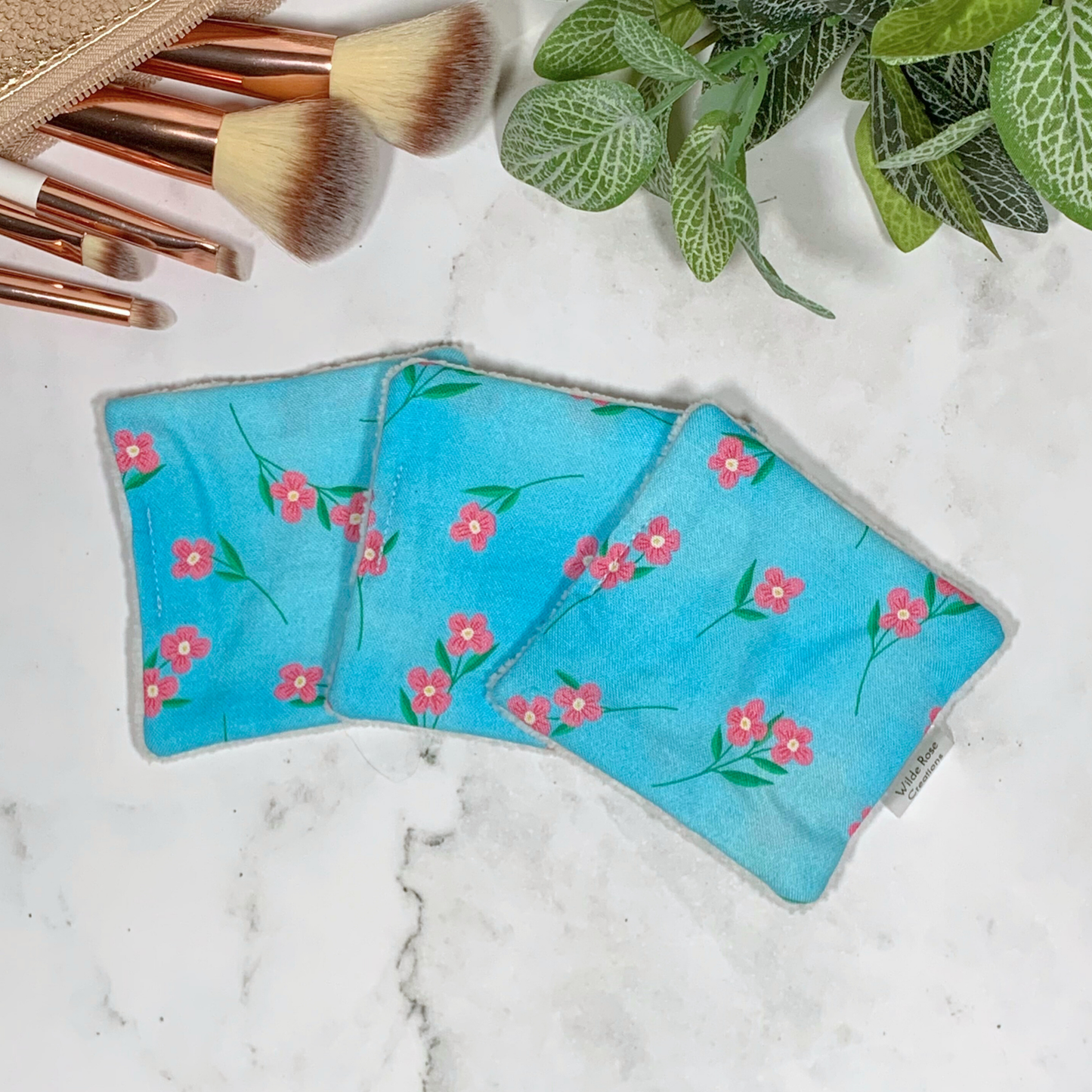 Blue Floral Makeup Wipes 3pk