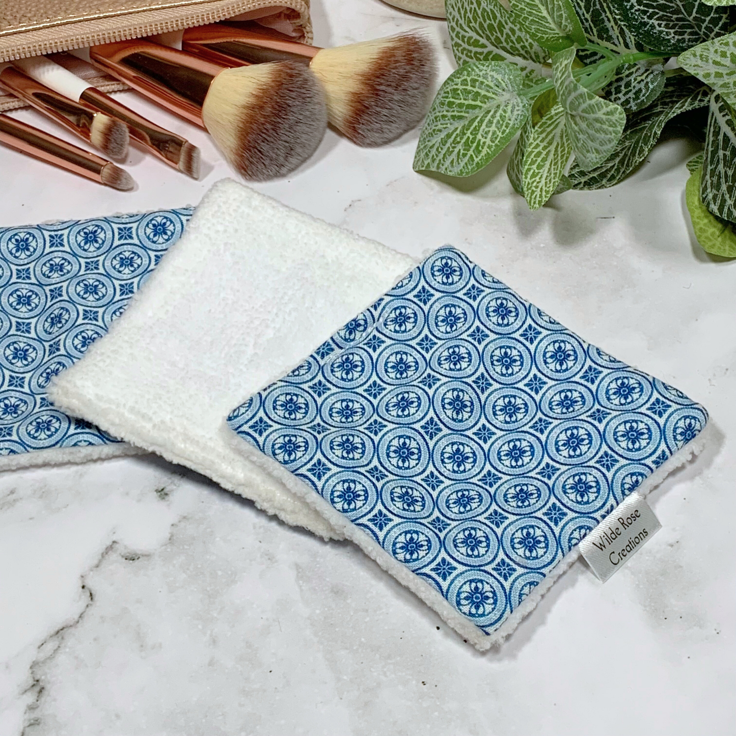 Blue Retro Makeup Wipes 3pk