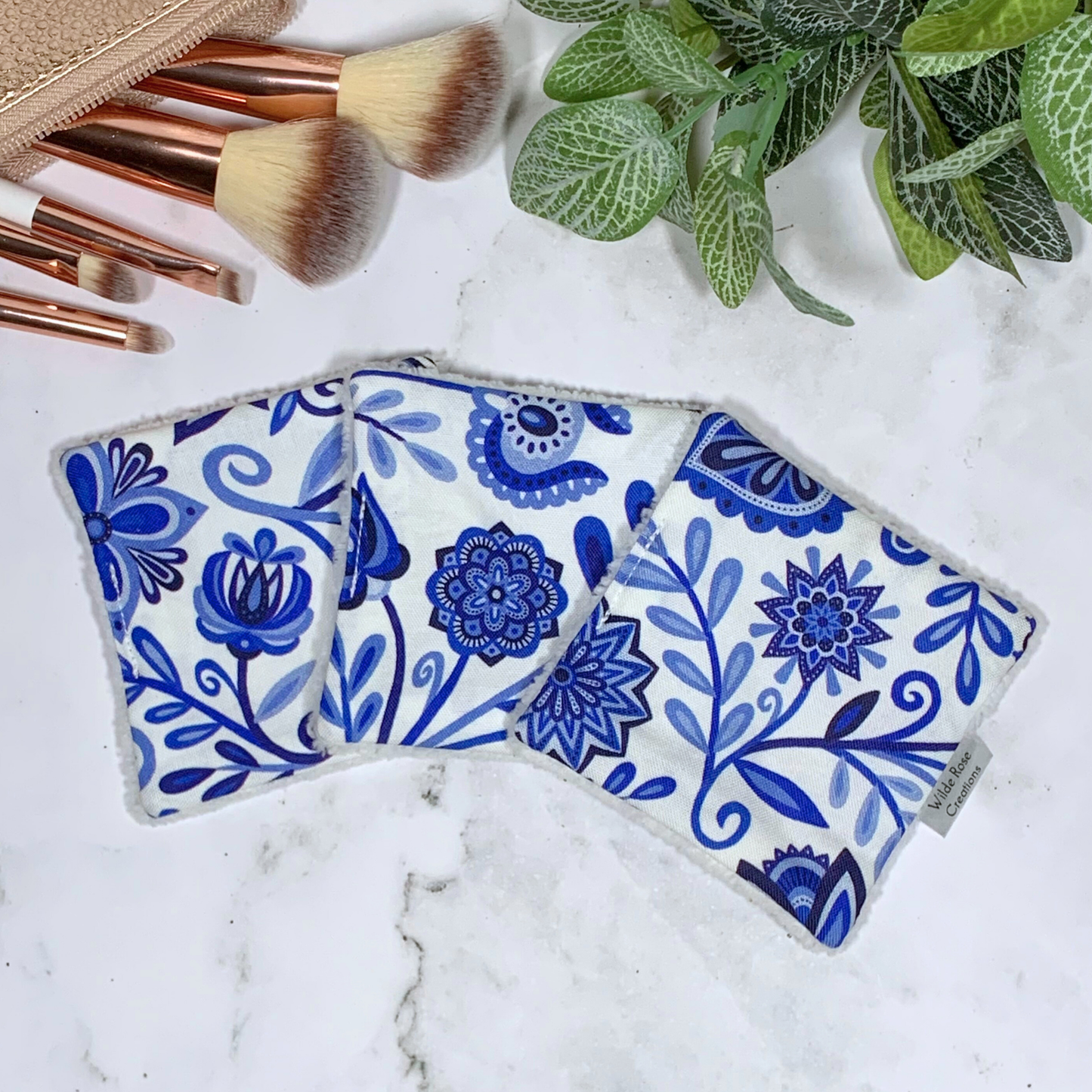 Blue & White Floral Makeup Wipes 3pk