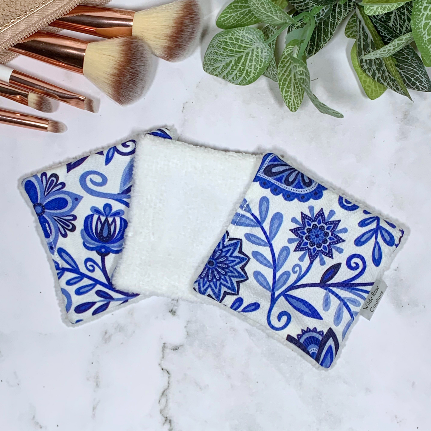 Blue & White Floral Makeup Wipes 3pk