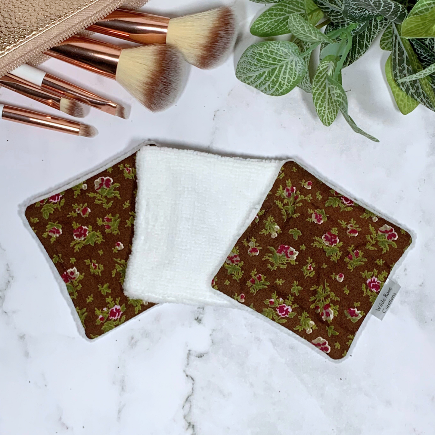 Brown Floral Makeup Wipes 3pk