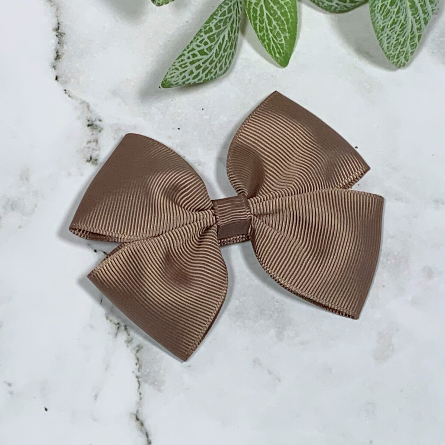 Choc Chip Medium Bow Hair Clip