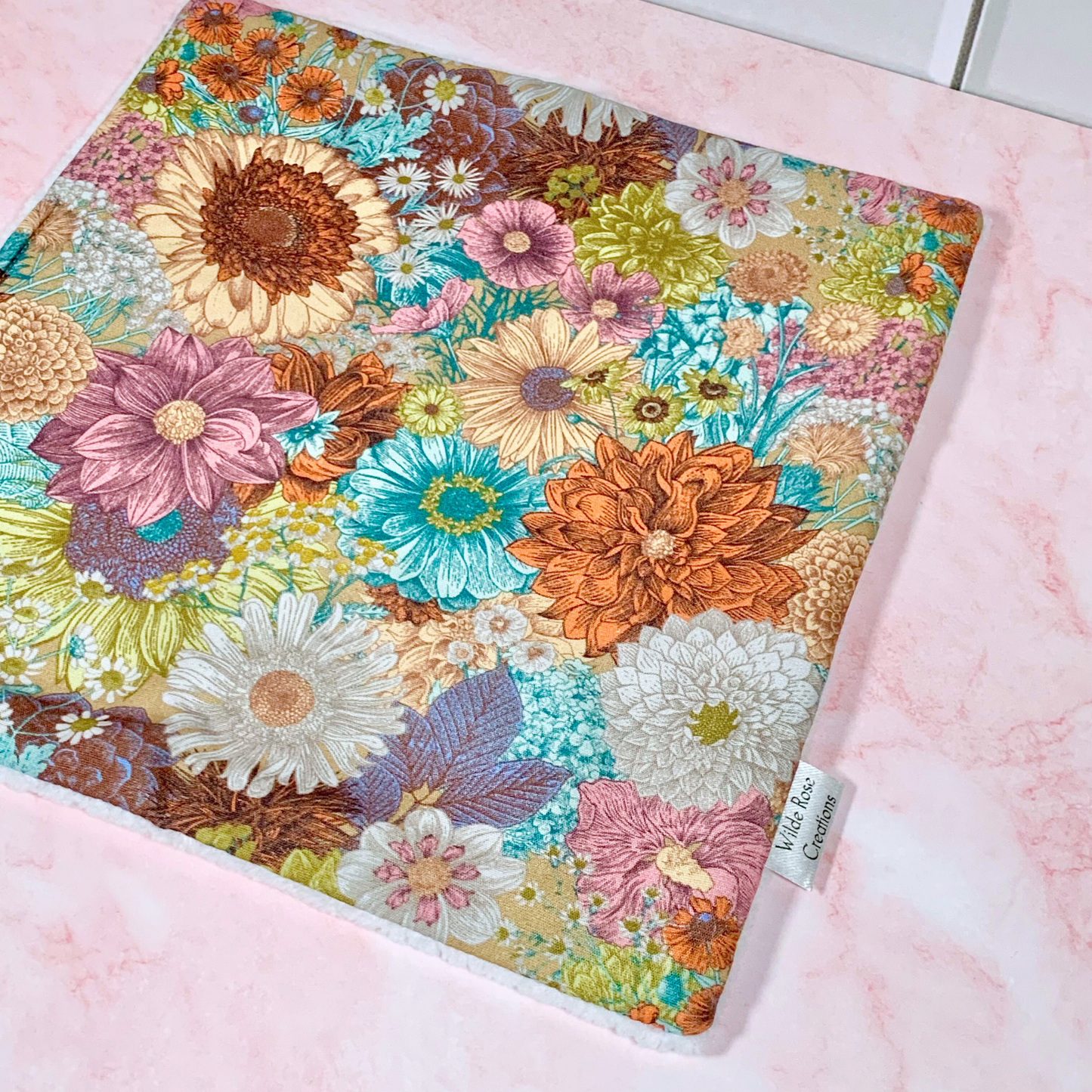 Earthy Floral Face Washer