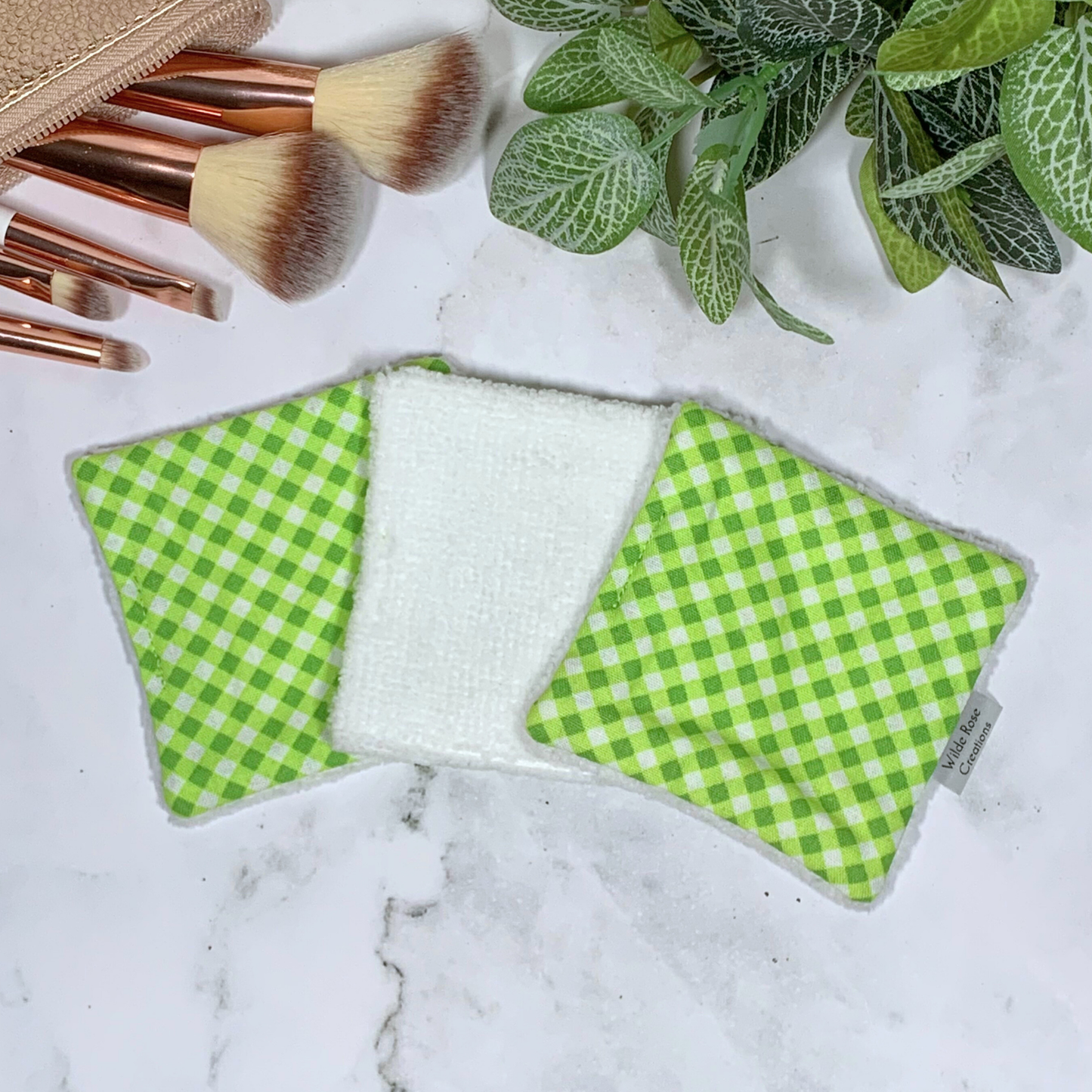 Green Check Makeup Wipes 3pk