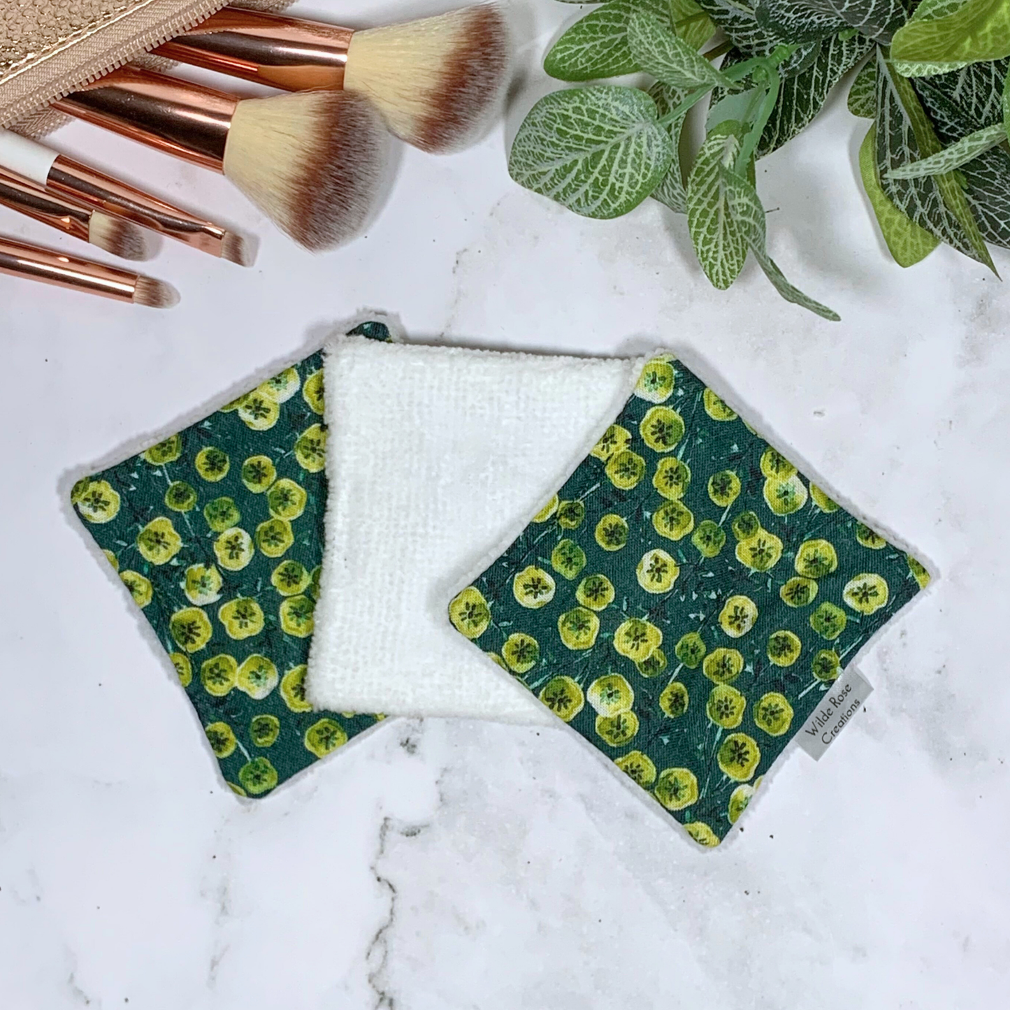 Green Print Makeup Wipes 3pk