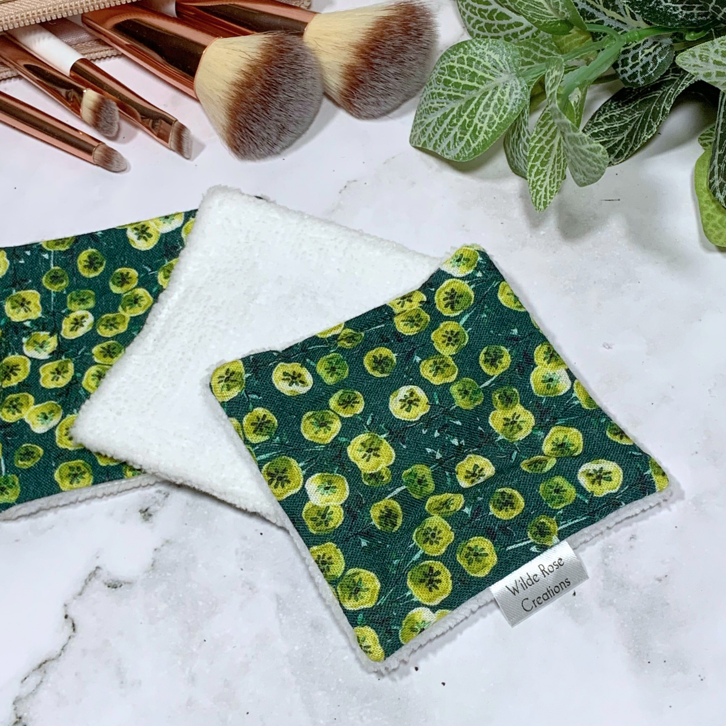Green Print Makeup Wipes 3pk