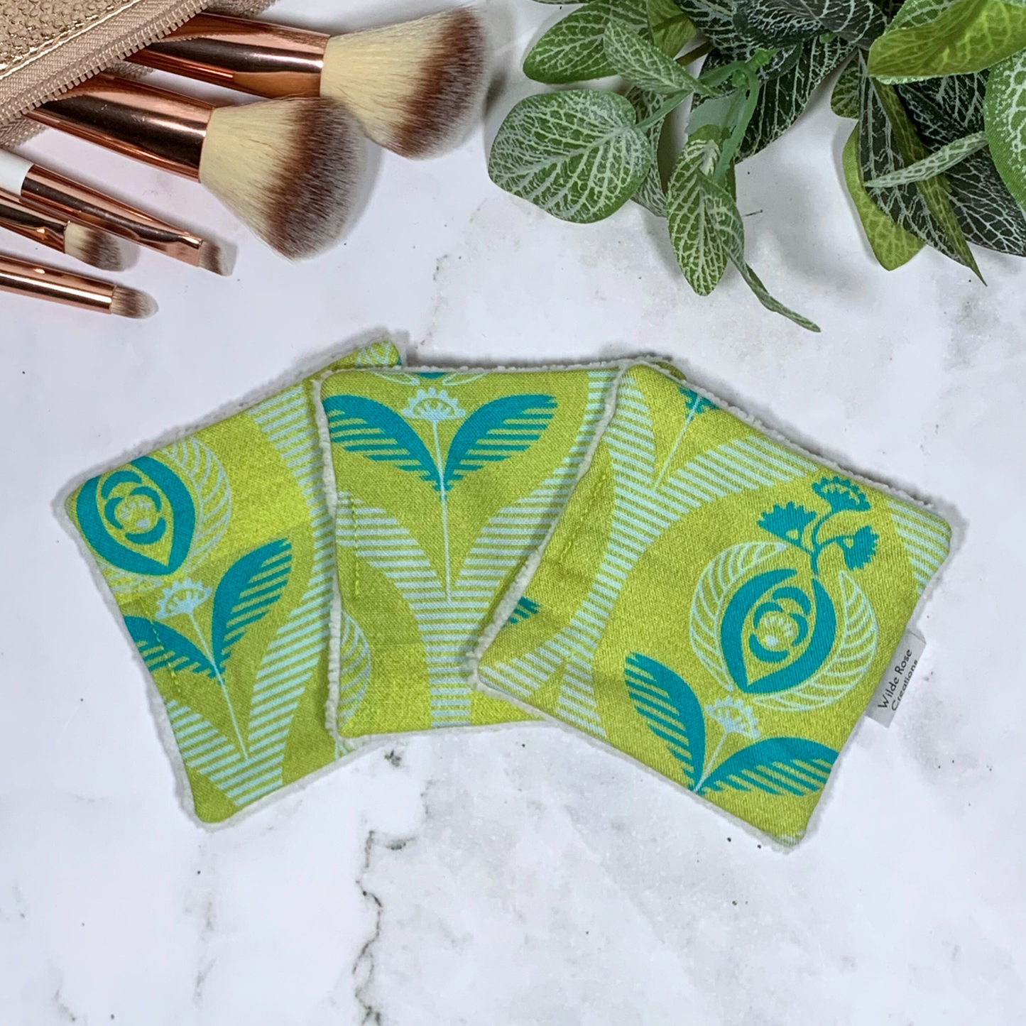 Green Retro Makeup Wipes 3pk