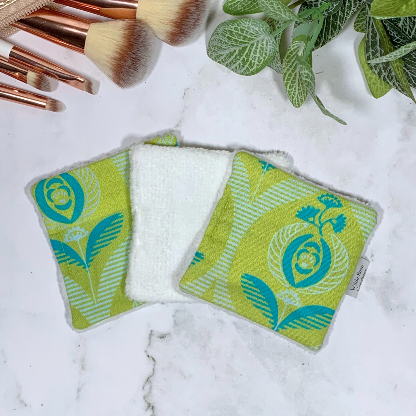 Green Retro Makeup Wipes 3pk