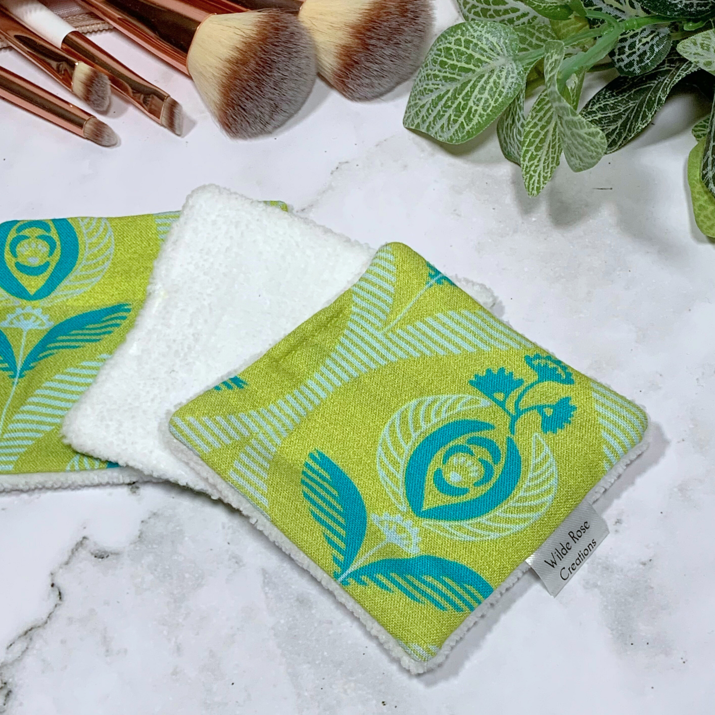 Green Retro Makeup Wipes 3pk