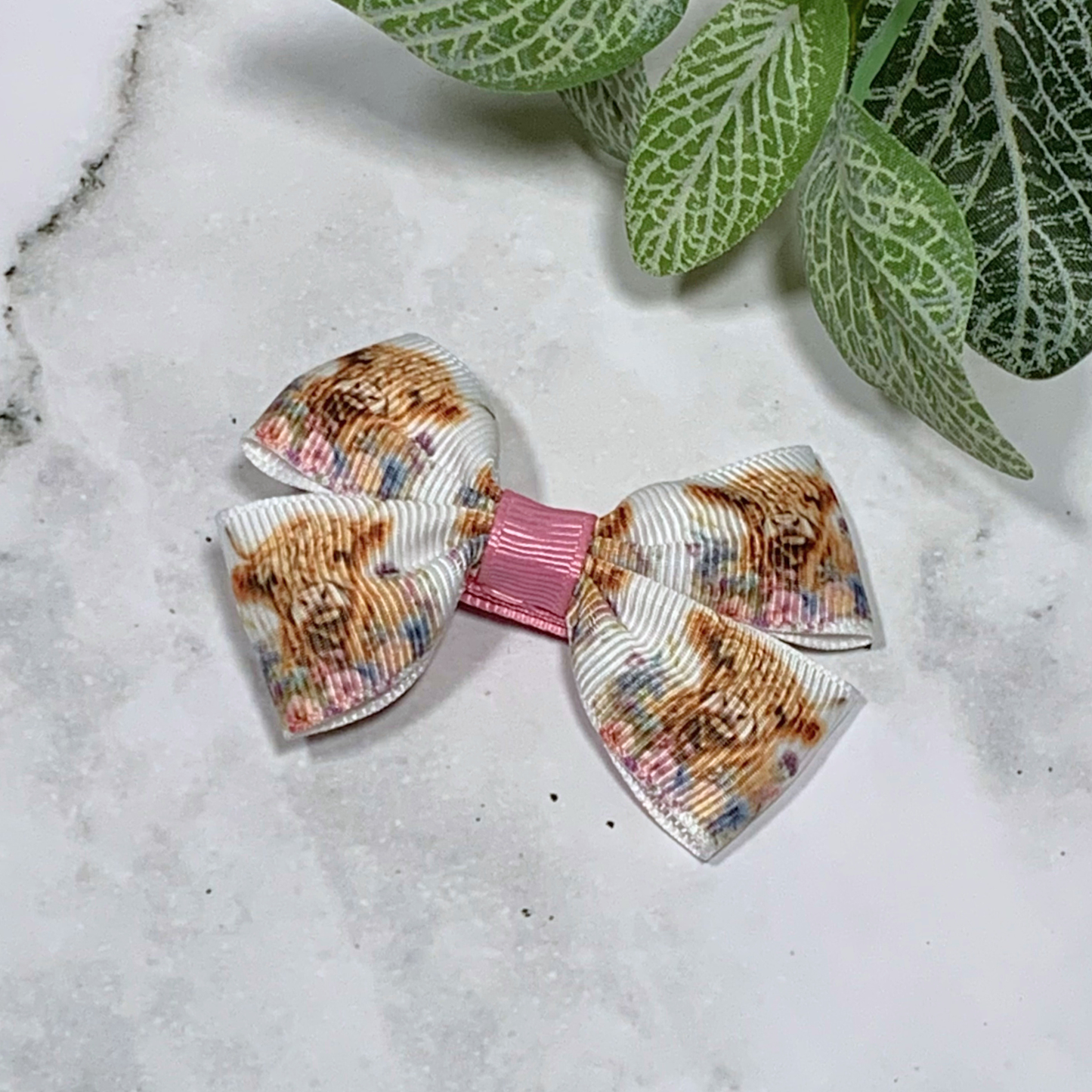 Highland Cows Small Bow Hair Clip