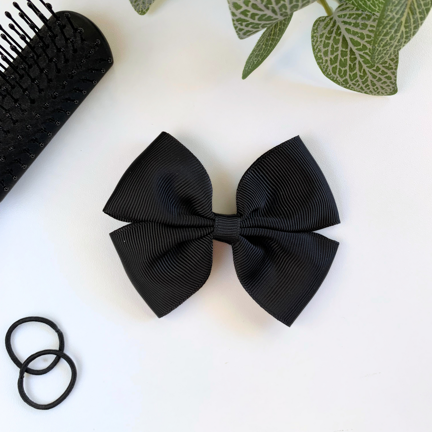 Black Medium Double Bow Hair Clip