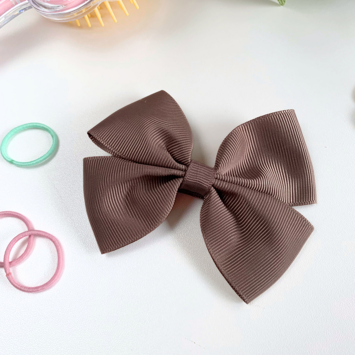 Choc Chip Medium Double Bow Hair Clip