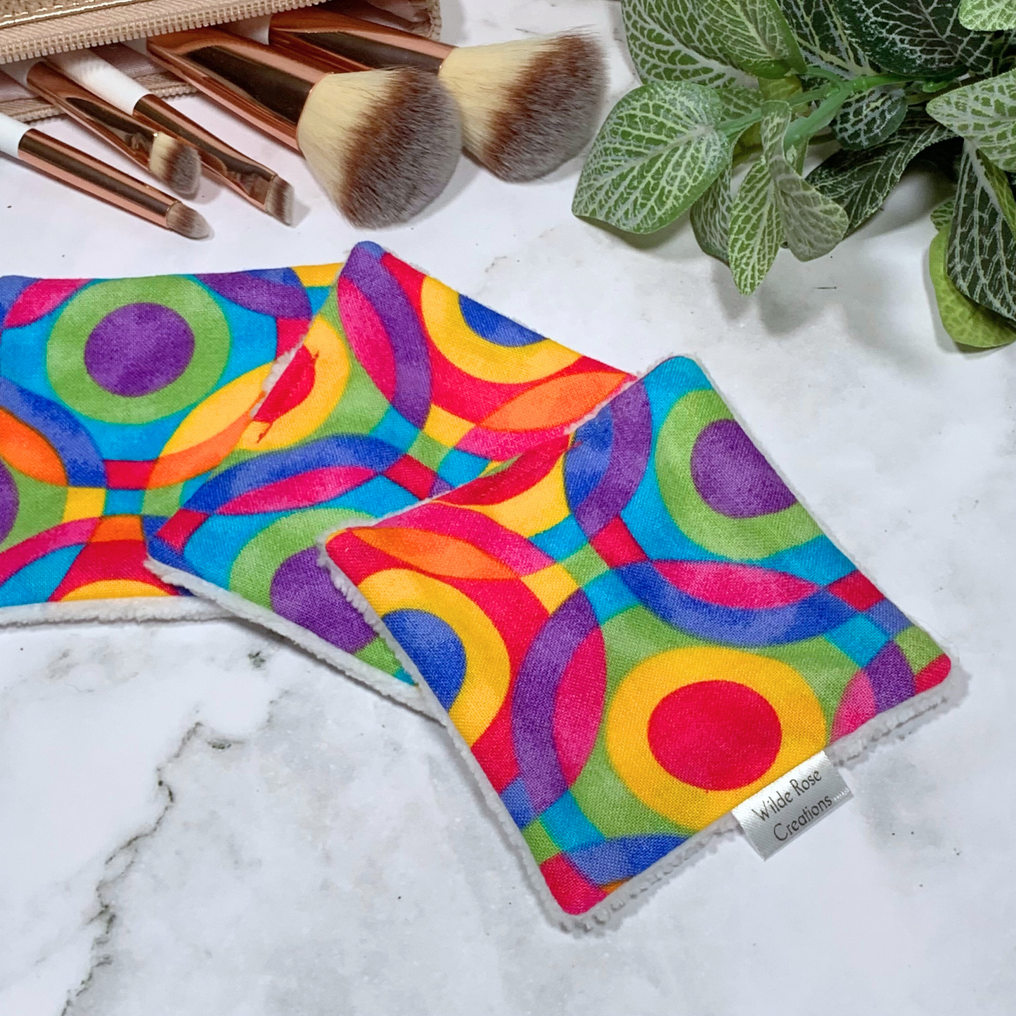 Multicoloured Makeup Wipes 3pk