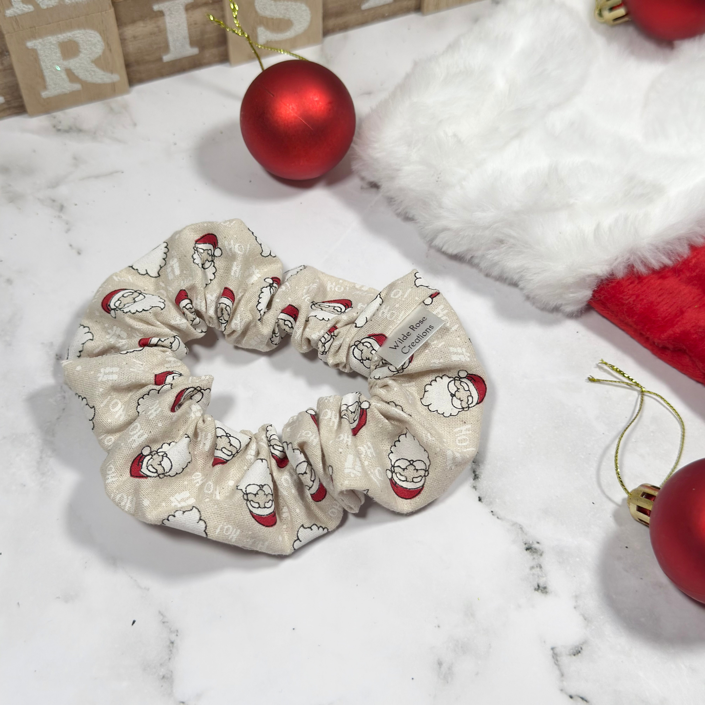 Natural Santa Regular Scrunchie
