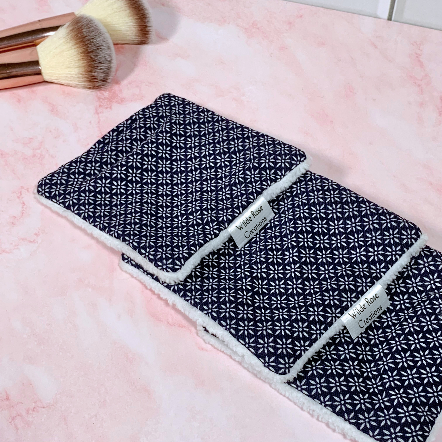 Navy & White Makeup Wipes 3pk