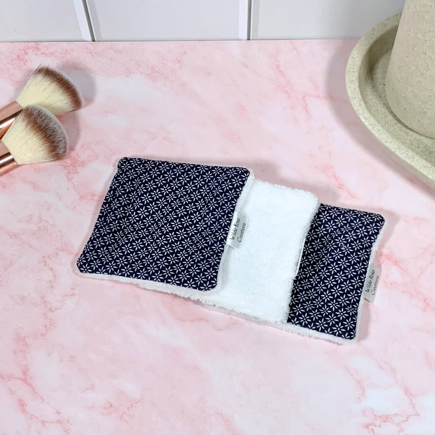 Navy & White Makeup Wipes 3pk