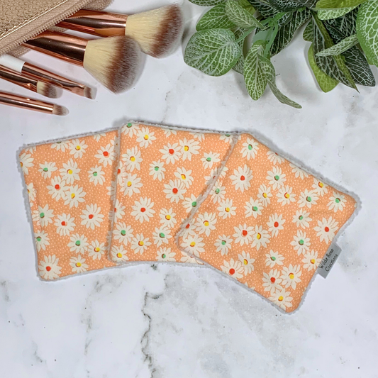 Orange Daisy Makeup Wipes 3pk