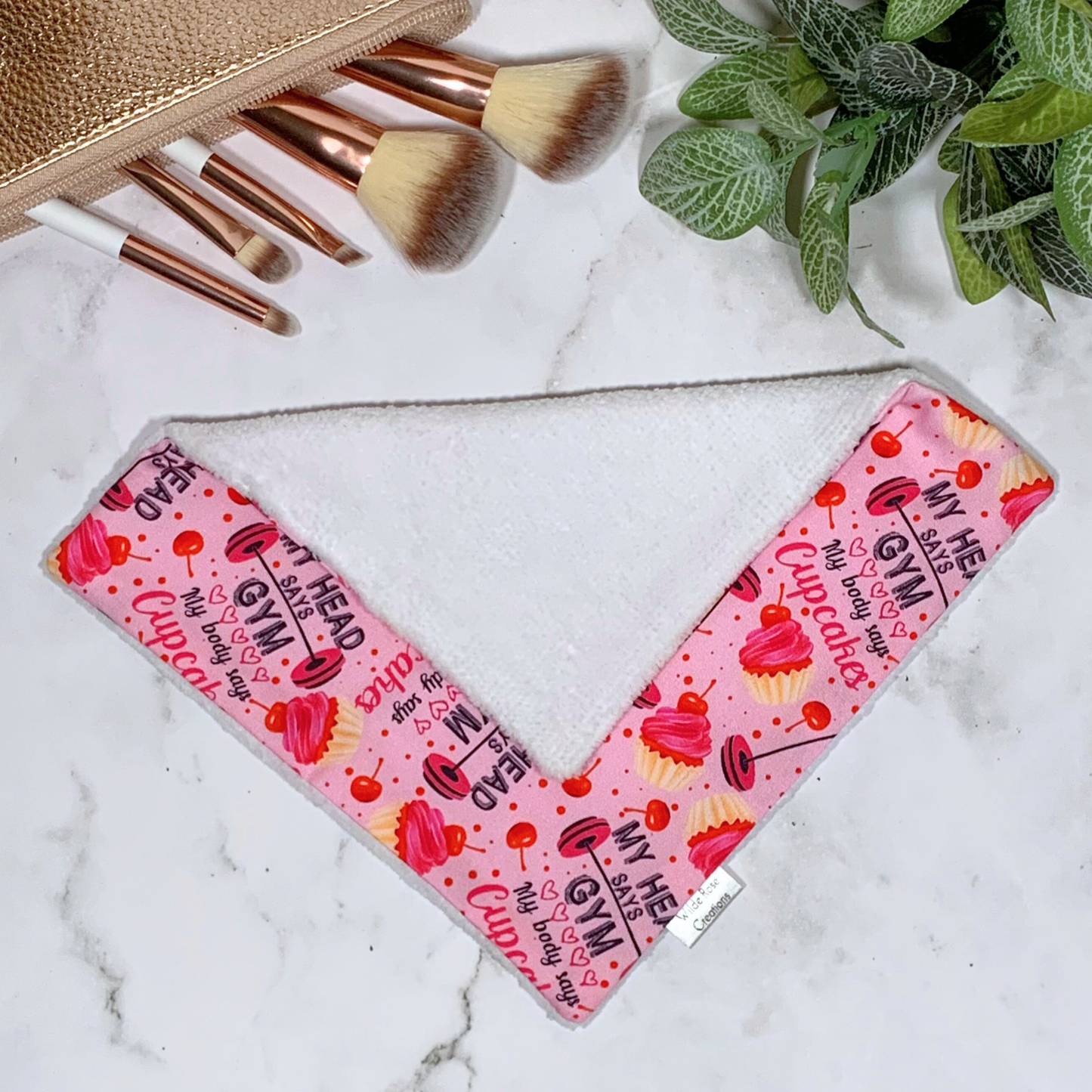 Pink Gym Face Washer