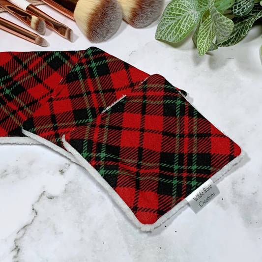 Red Plaid Makeup Wipes 3pk