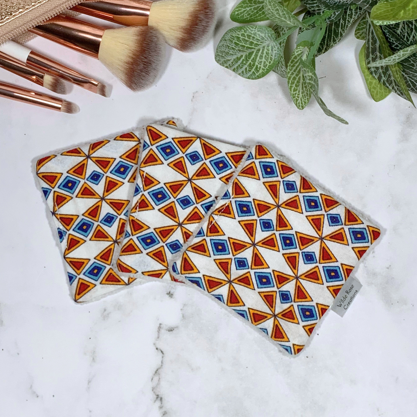 Retro Triangles Makeup Wipes 3pk