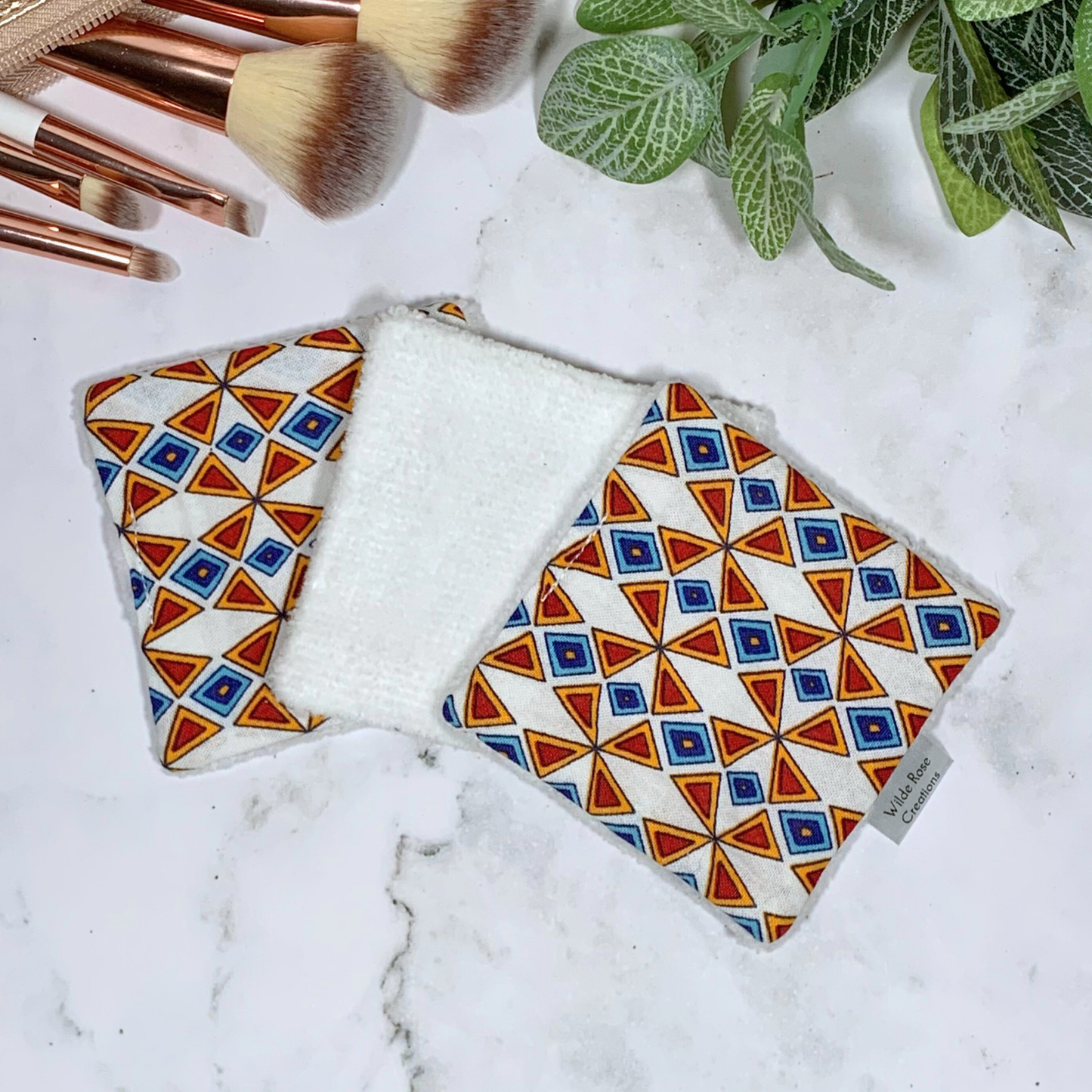 Retro Triangles Makeup Wipes 3pk