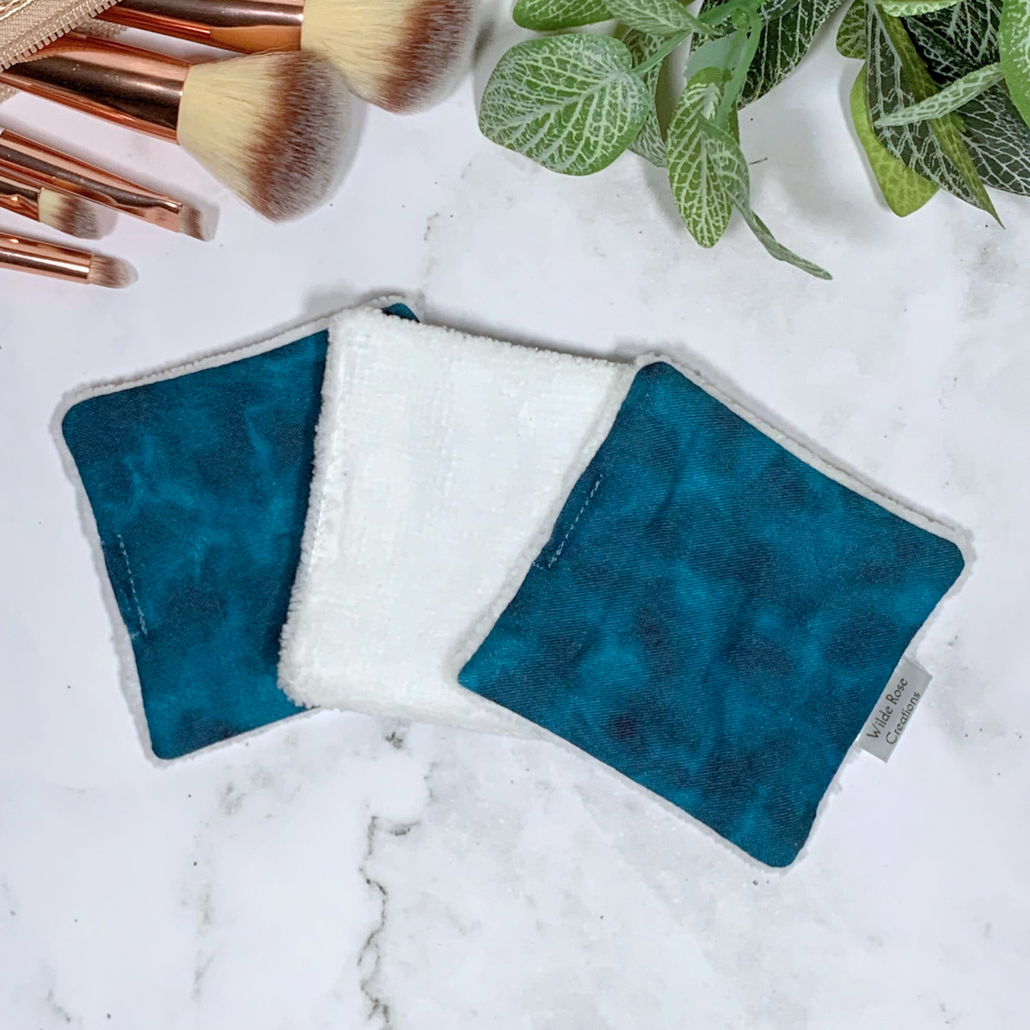 Dark Teal Makeup Wipes 3pk