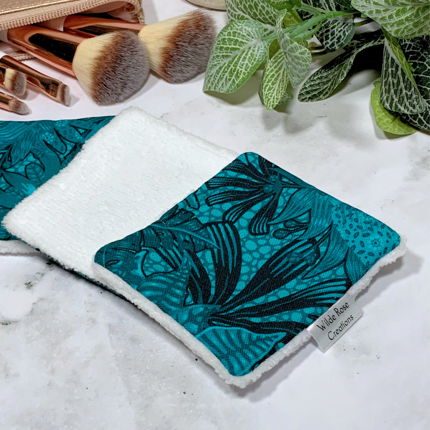 Teal Print Makeup Wipes 3pk